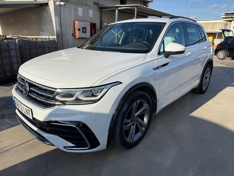 Volkswagen Tiguan R-Line foto miniatura