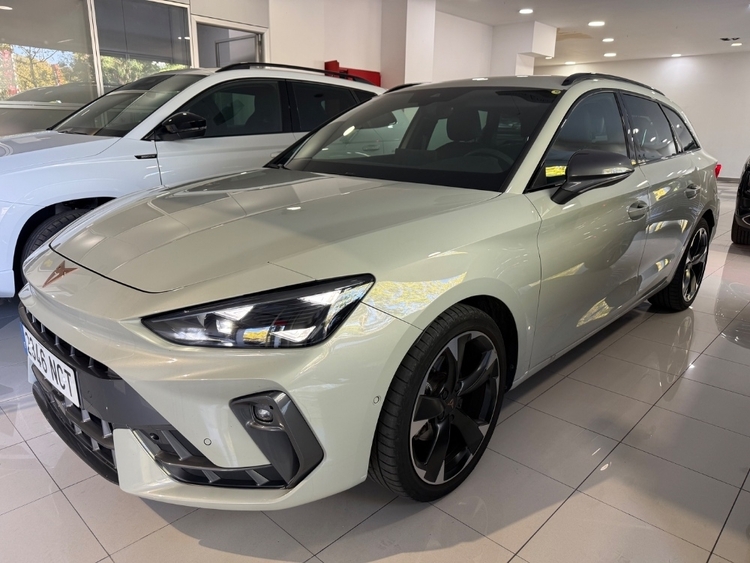 Cupra Leon 1.5 eTSI 110 kW foto miniatura